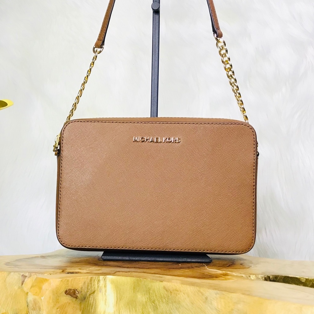 Michael Kors Jet Set Item Crossbody Bag